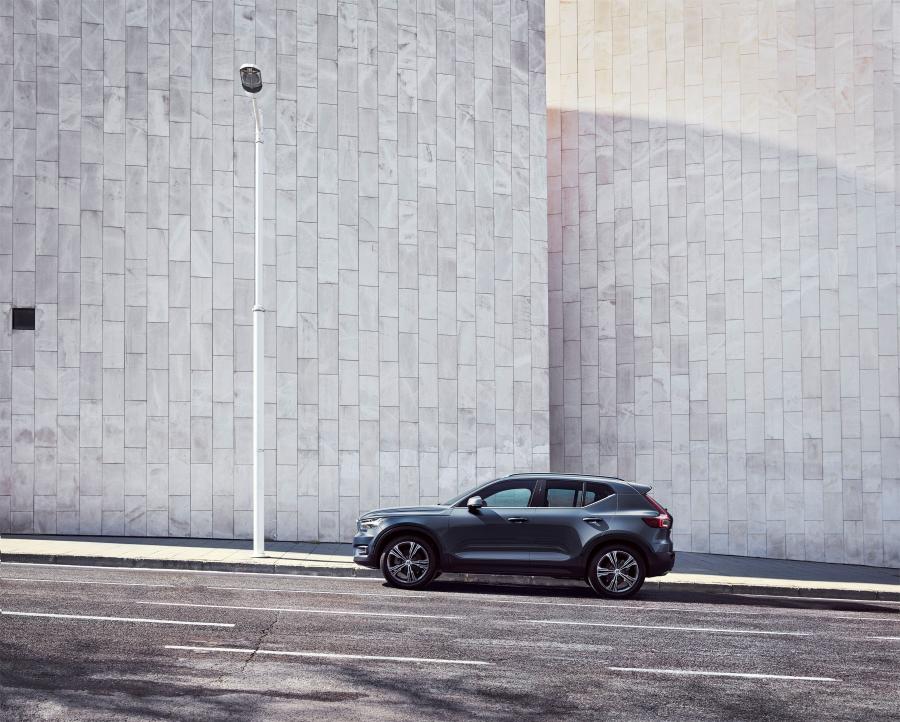  Volvo XC40 T5 Inscription 2018 года  (WW) (фото 7 из 21)
